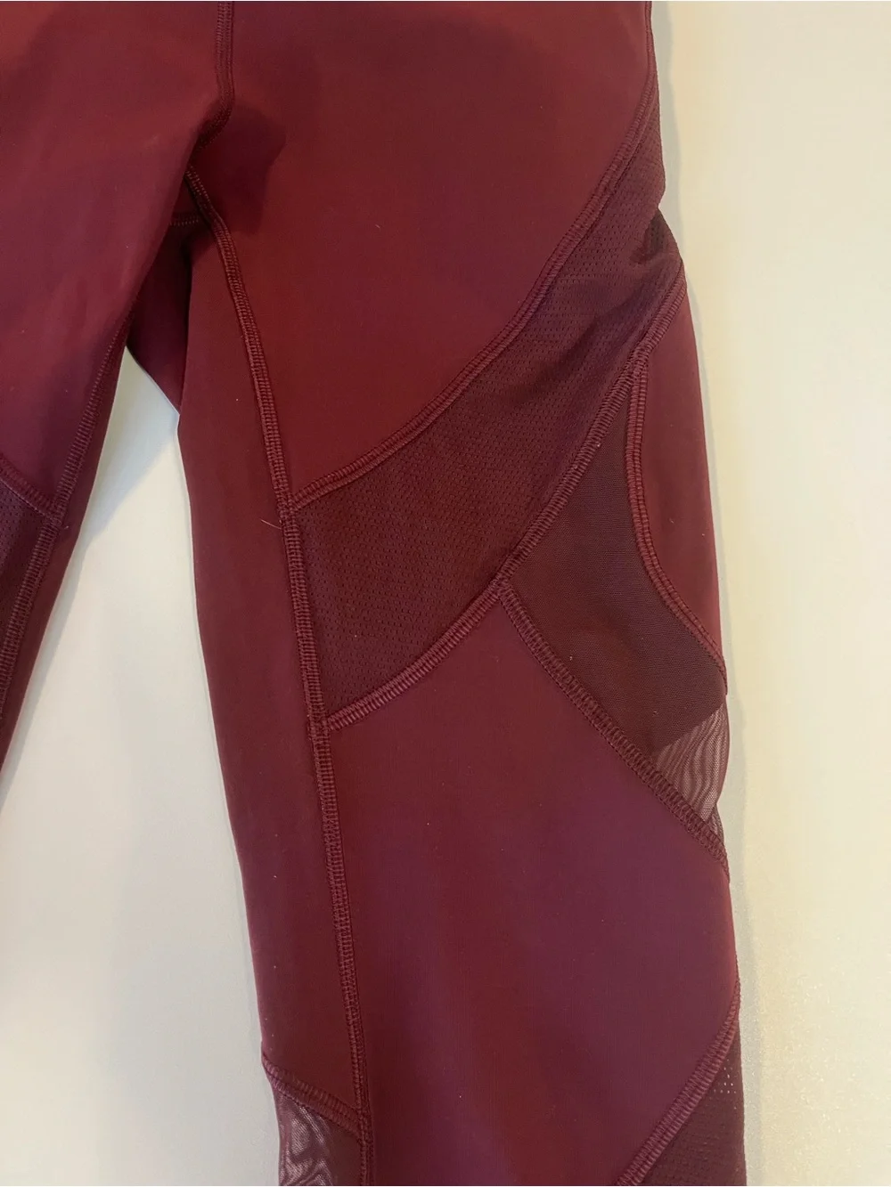 Lululemon Wunder Under High-Rise Tight 28” Mesh Garnet Burgundy Leggings Size 6